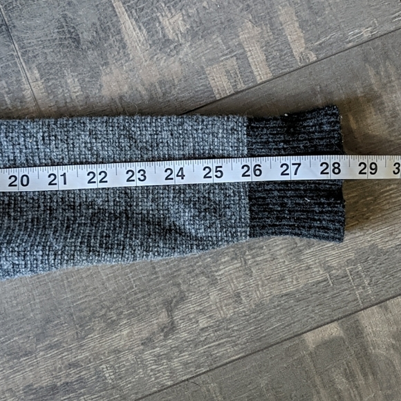 J. Crew Heathered Gray Thermal Wool Sweater G22 - Picture 5 of 7